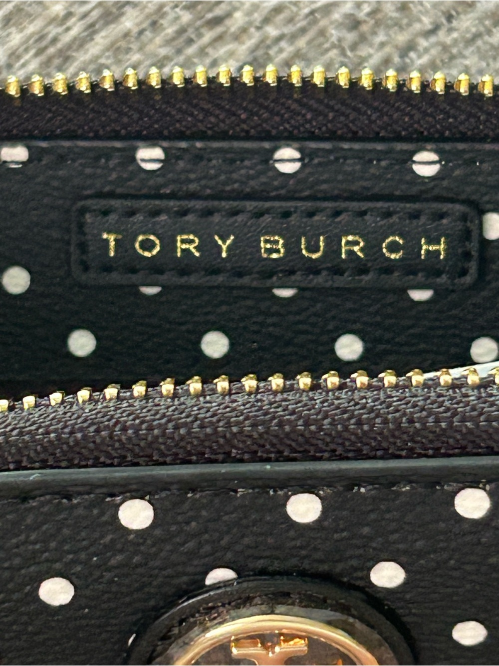 Tory Burch
Kerrington Zip Continental Wallet - Picture 6 of 12